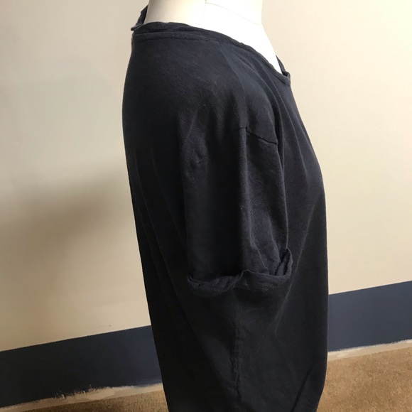 H&M Basic Tee - Picture 6 of 8